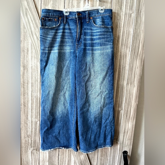 Madewell Denim - Madewell size 31 Wide legged crop jeans in excellent condition